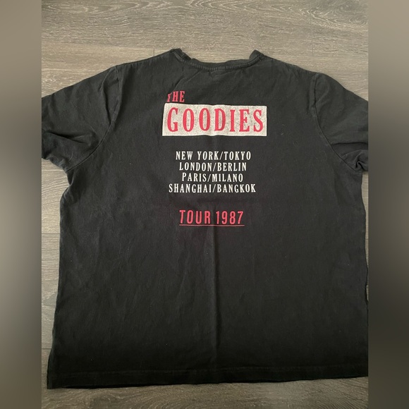 T shirt - Picture 2 of 2